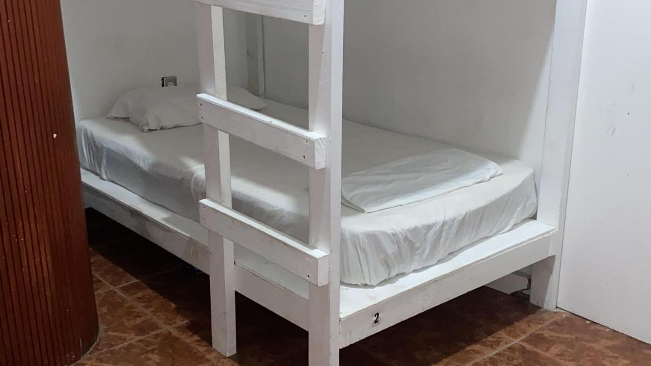 Beach Dorms サンジョアン エクステリア 写真