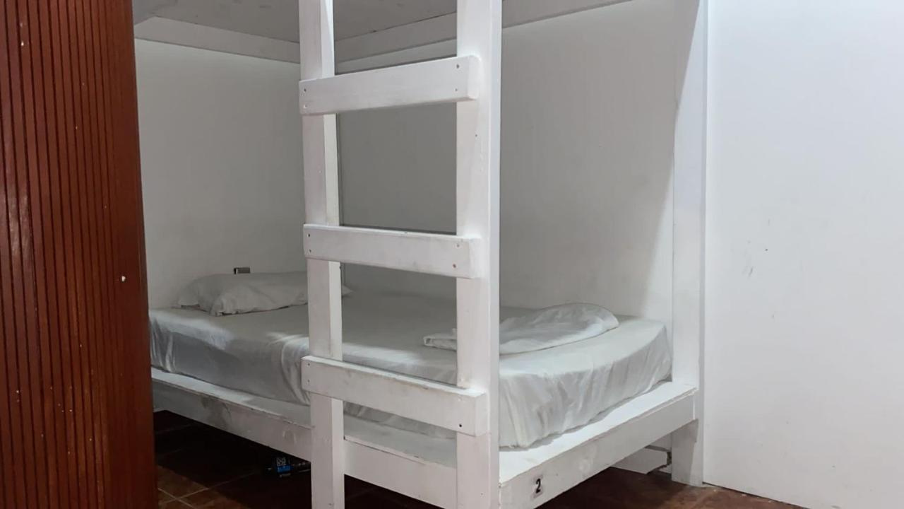 Beach Dorms サンジョアン エクステリア 写真